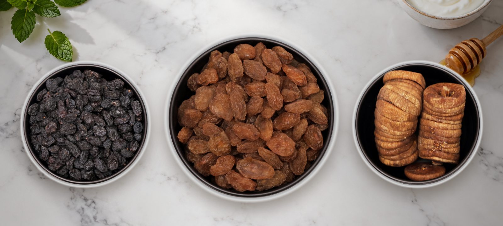 Dry Fruits Rich in Iron: Munakka, Kali Dakh, Anjeer and the Seeds That Carry It